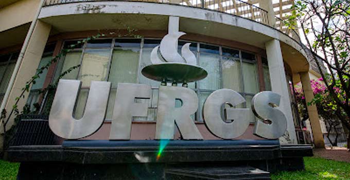 UFRGS recebe pedidos de isenção da taxa do vestibular 2022